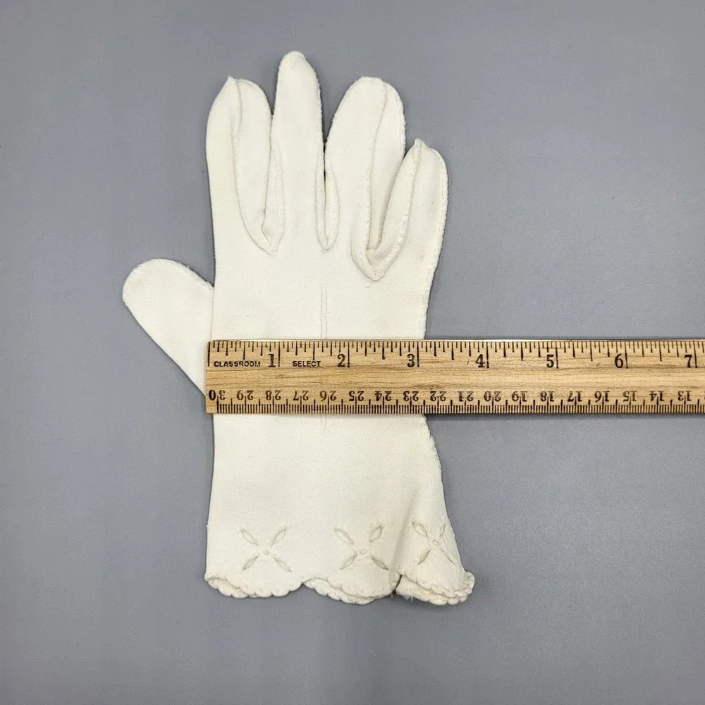 Hansen Vintage Formal Gloves Womens Scalloped Edge Mid-Century Cream 3 Sets